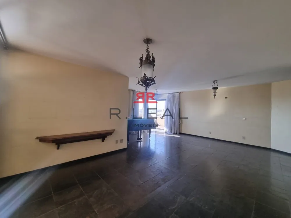 Apartamento, 3 quartos, 247 m² - Foto 2