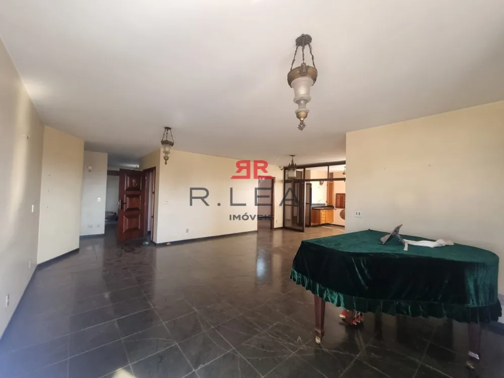 Apartamento, 3 quartos, 247 m² - Foto 1