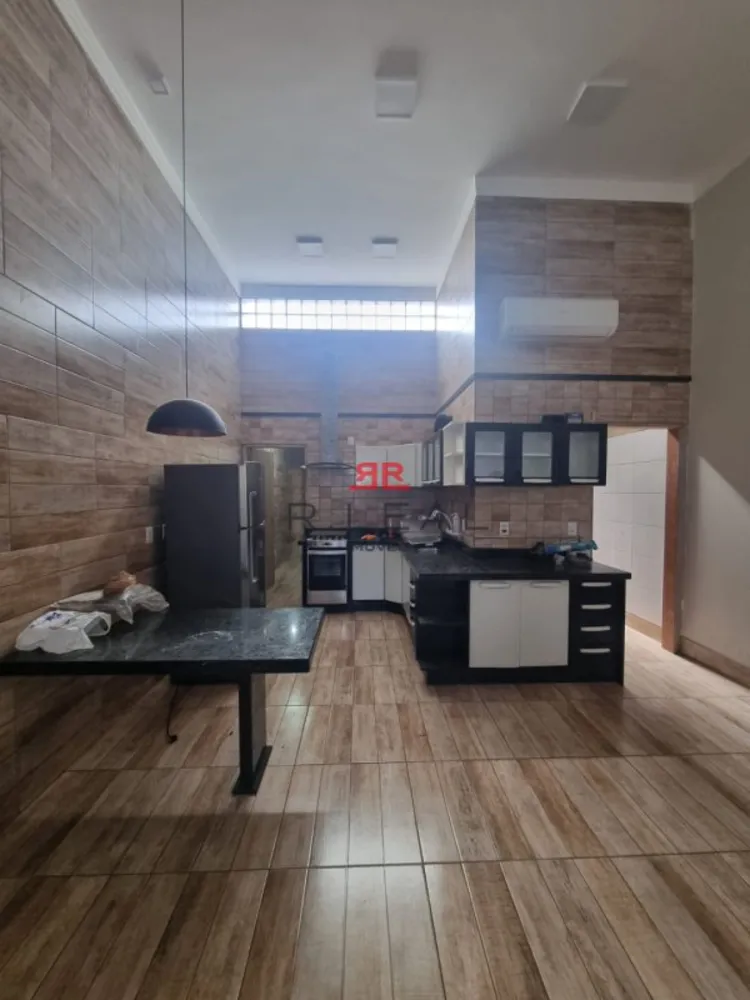 Casa, 3 quartos, 142 m² - Foto 2