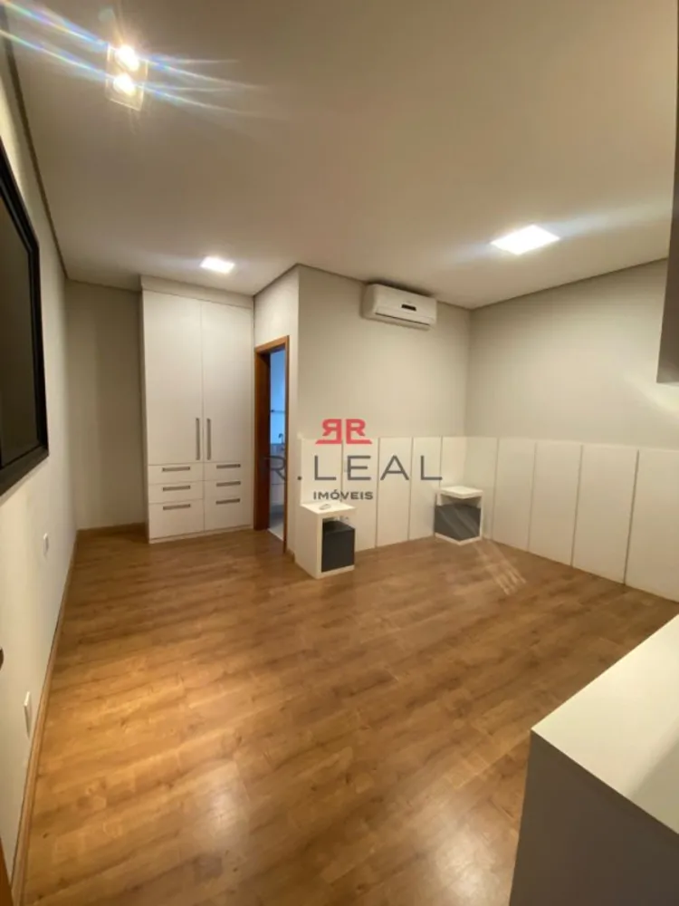 Sobrado, 3 quartos, 358 m² - Foto 2