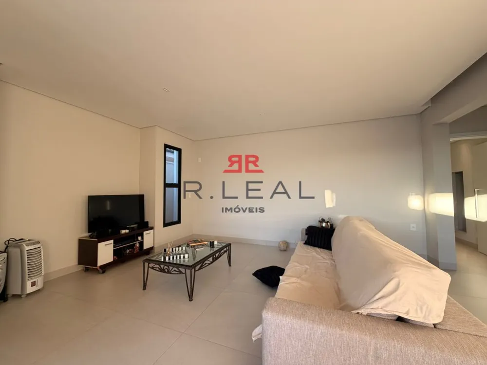 Casa, 2 quartos, 309 m² - Foto 2