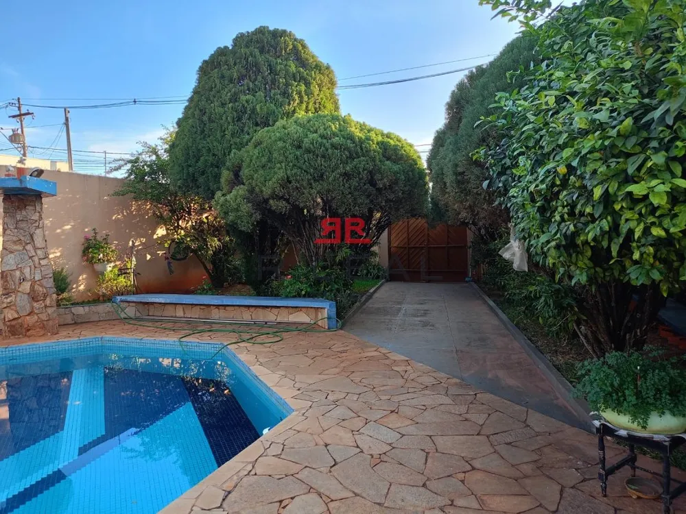 Casa, 3 quartos, 310 m² - Foto 3
