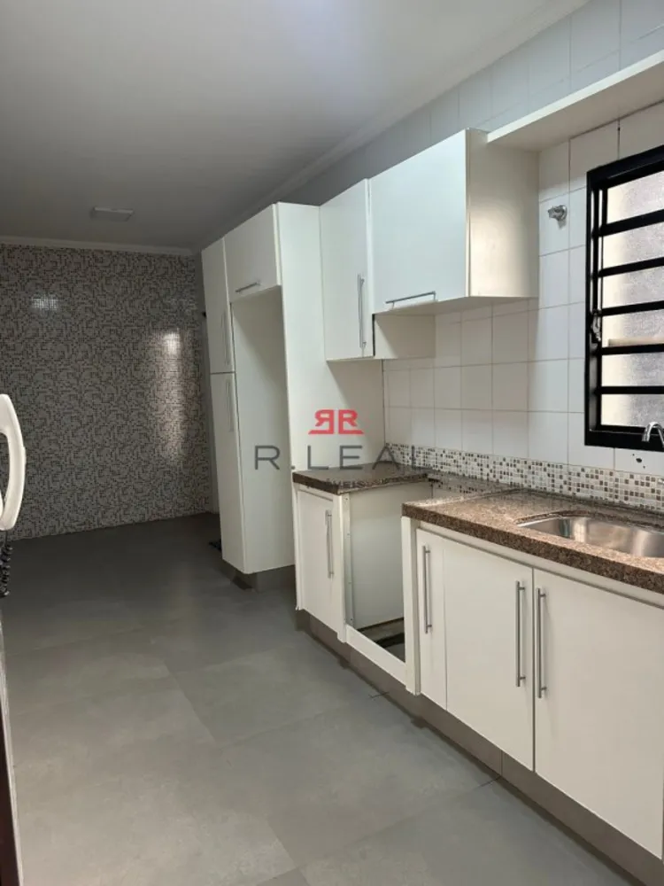 Casa, 3 quartos, 220 m² - Foto 1