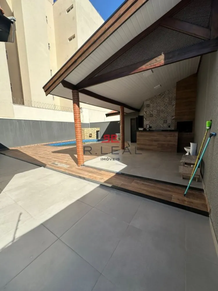Casa, 3 quartos, 220 m² - Foto 5