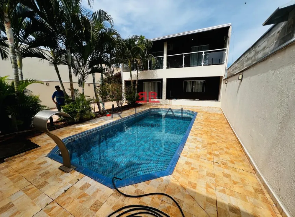 Sobrado, 5 quartos, 259 m² - Foto 1
