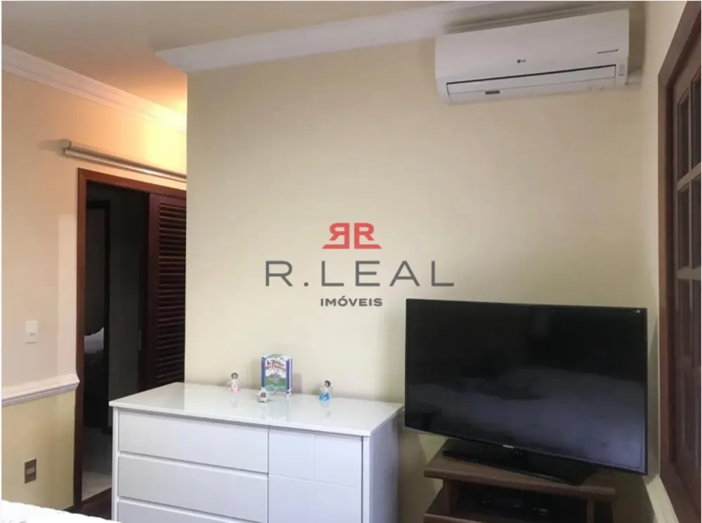 Casa, 3 quartos, 206 m² - Foto 8