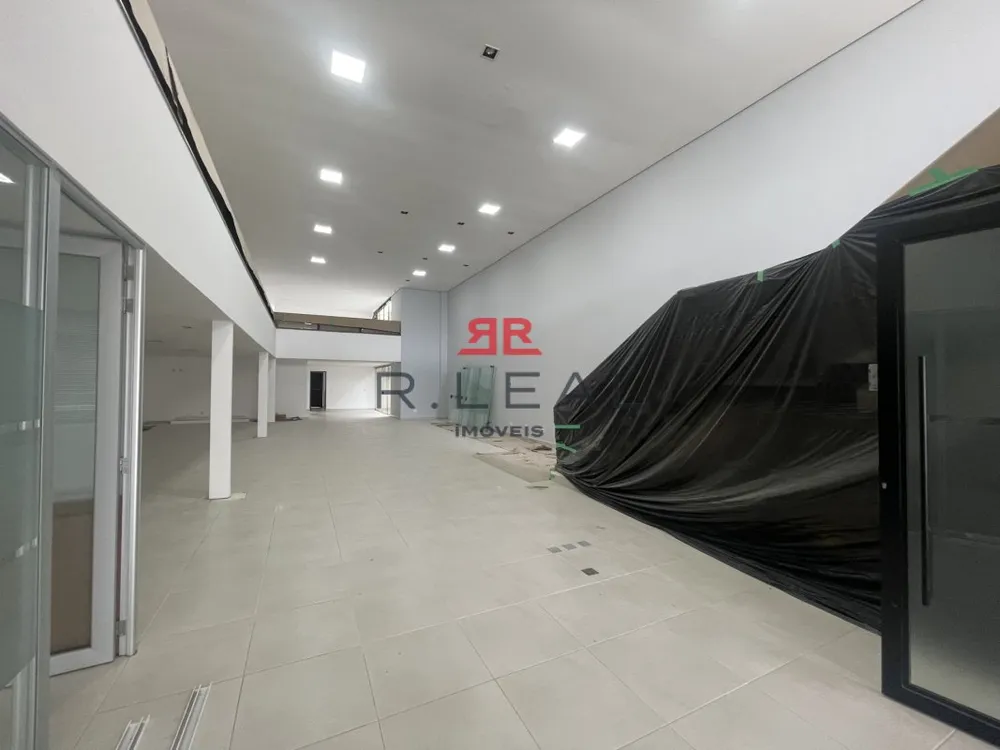 Loja-Salão, 647 m² - Foto 1