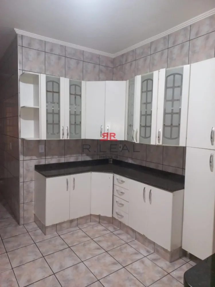 Casa, 3 quartos, 173 m² - Foto 2