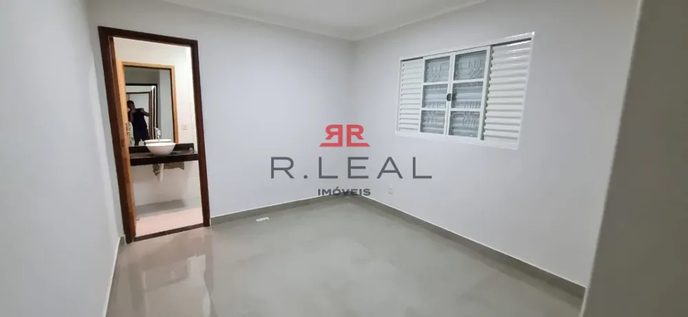 Casa, 3 quartos, 140 m² - Foto 2