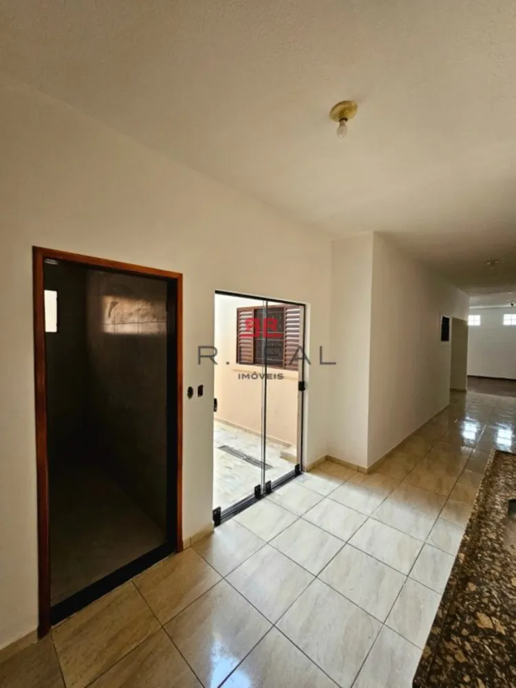 Casa, 3 quartos, 159 m² - Foto 2