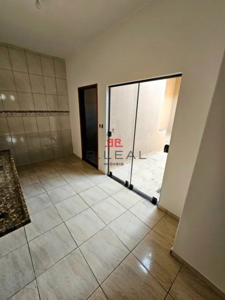 Casa, 3 quartos, 159 m² - Foto 1