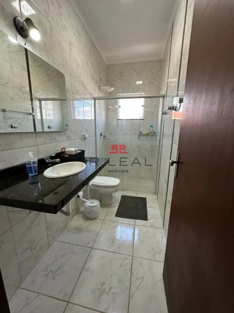 Casa, 3 quartos, 230 m² - Foto 2