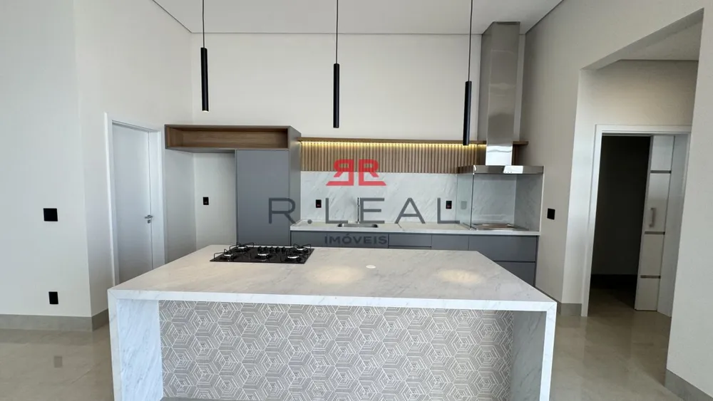 Casa, 3 quartos, 265 m² - Foto 1