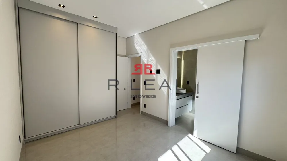 Casa, 3 quartos, 265 m² - Foto 9