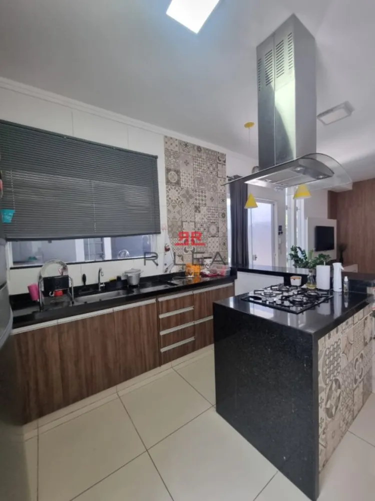 Casa, 2 quartos, 160 m² - Foto 1
