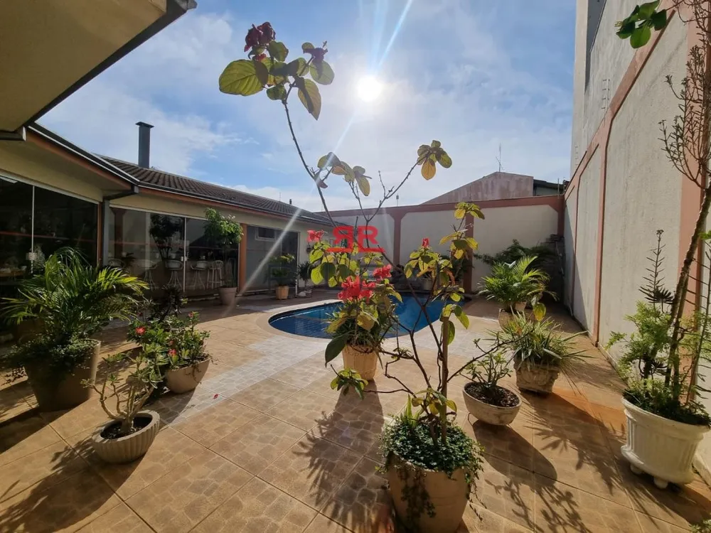 Casa, 3 quartos, 260 m² - Foto 2