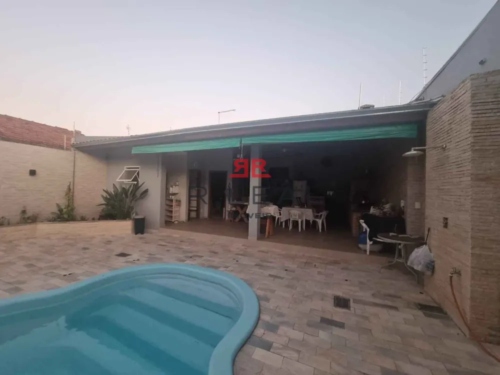 Casa, 3 quartos, 272 m² - Foto 4