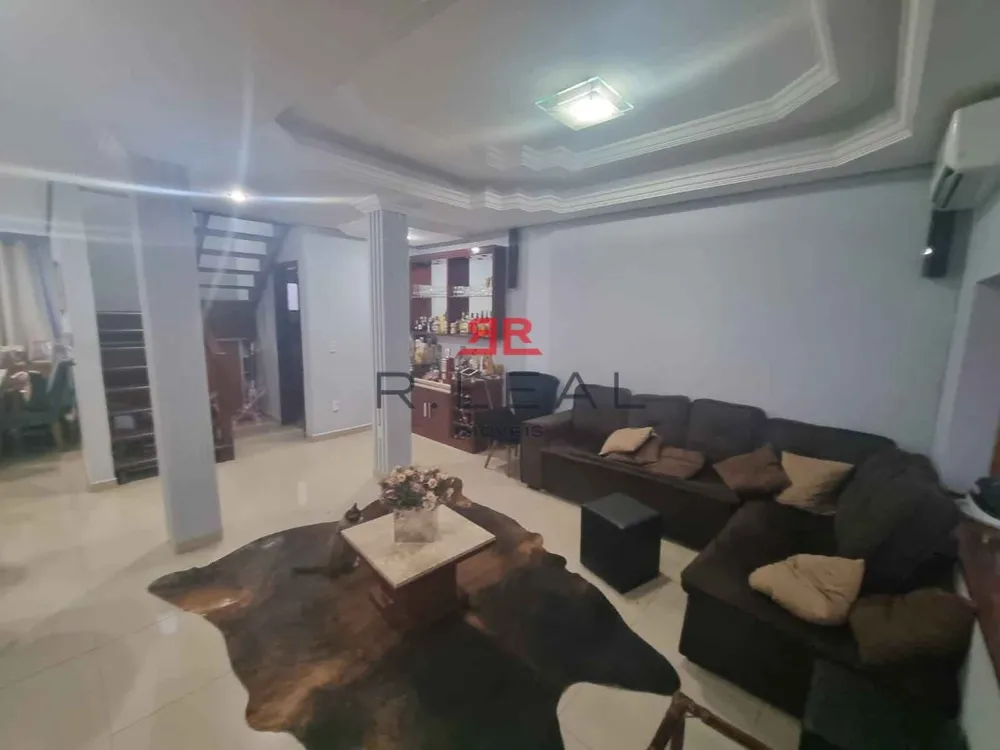 Casa, 3 quartos, 272 m² - Foto 8