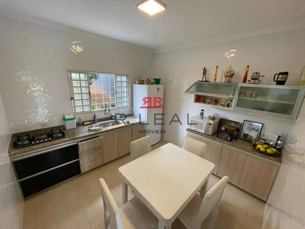 Chácara, 3 quartos, 2500 m² - Foto 8