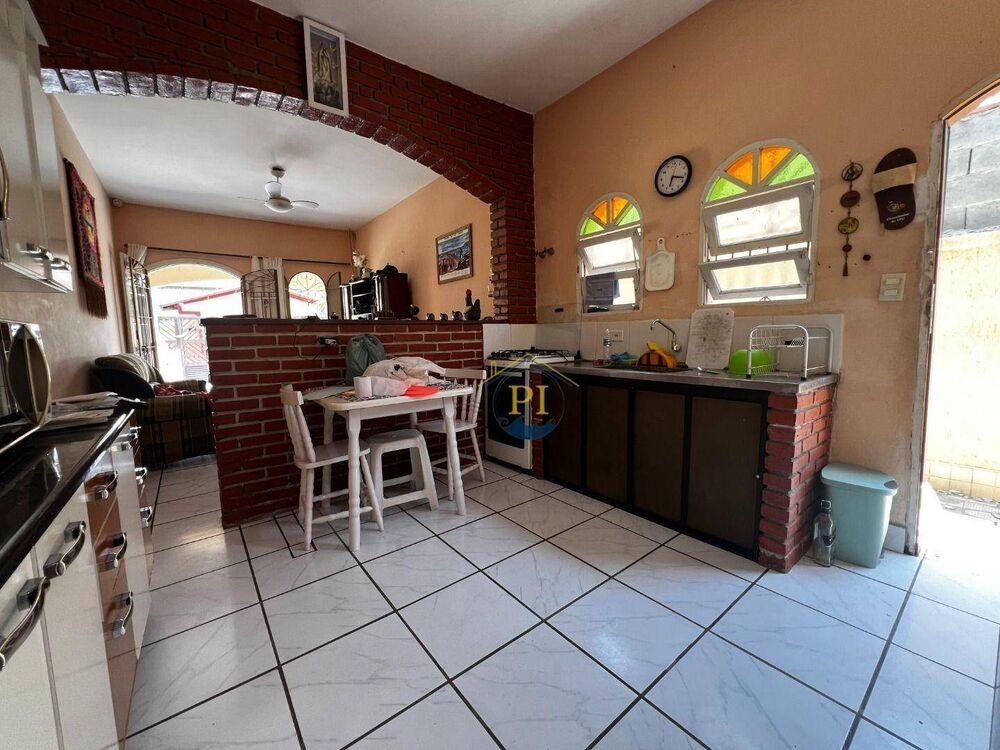 Casa, 2 quartos, 70 m² - Foto 2