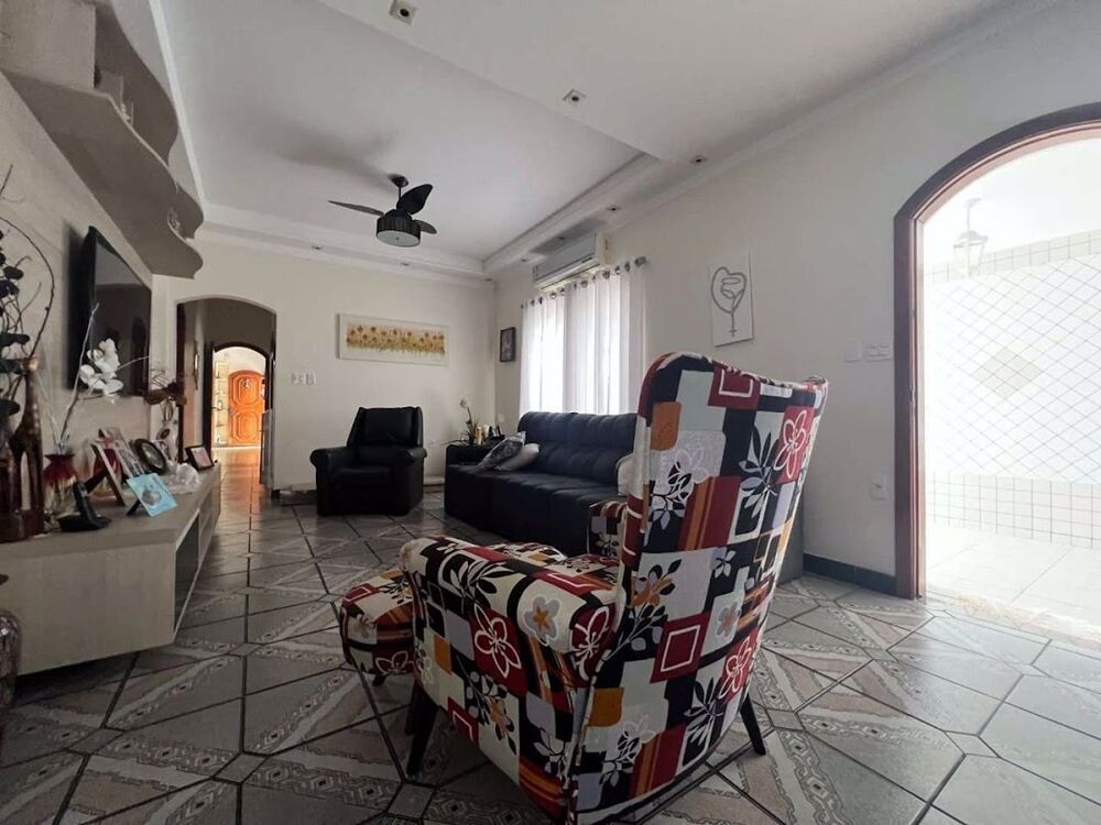 Casa, 6 quartos, 302 m² - Foto 3