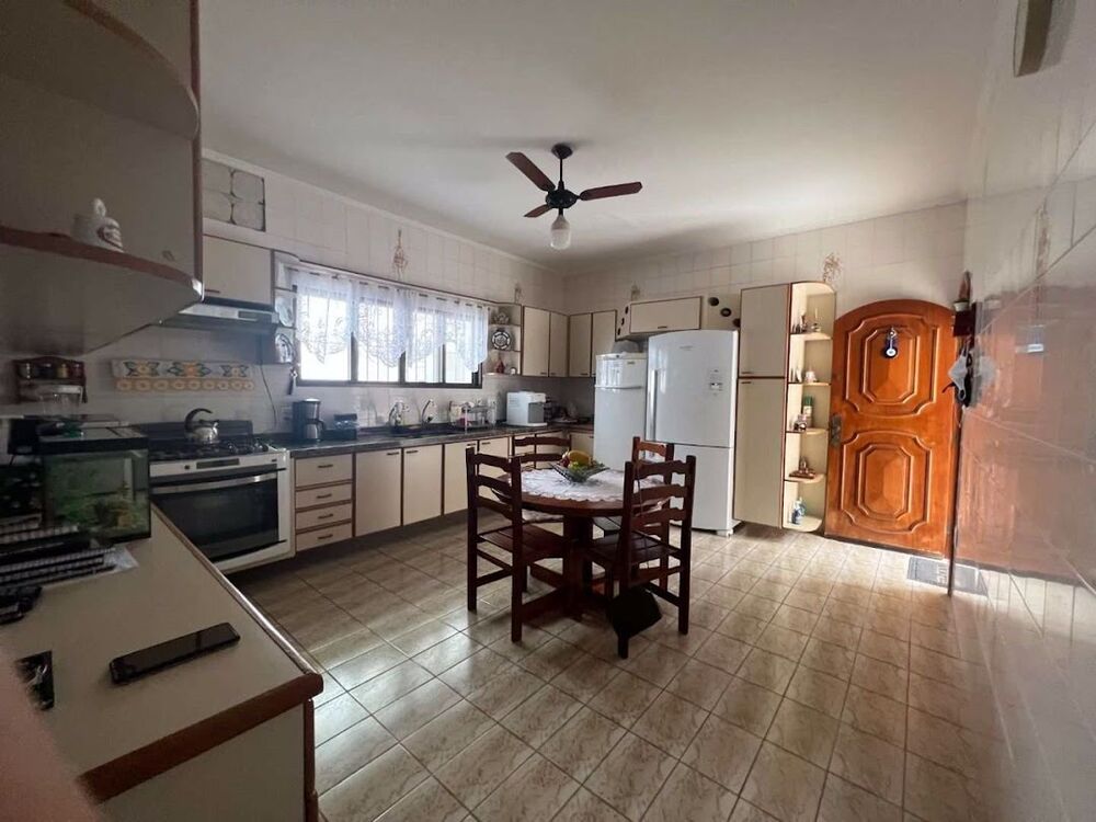 Casa, 6 quartos, 302 m² - Foto 11