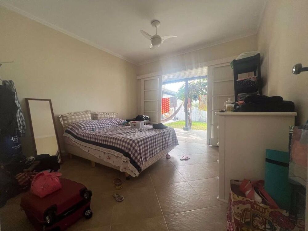 Casa, 4 quartos, 251 m² - Foto 1
