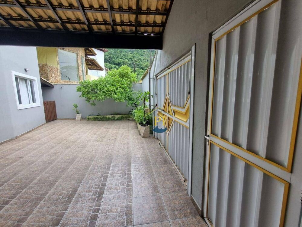 Casa, 3 quartos, 200 m² - Foto 2