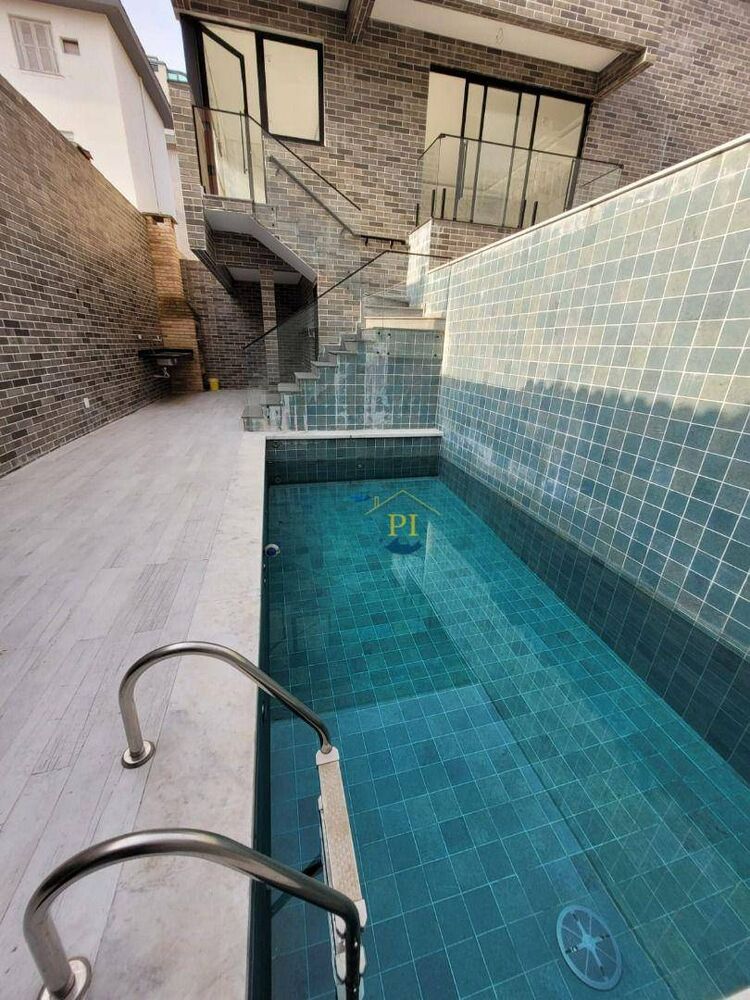 Sobrado à venda com 3 quartos, 230m² - Foto 13