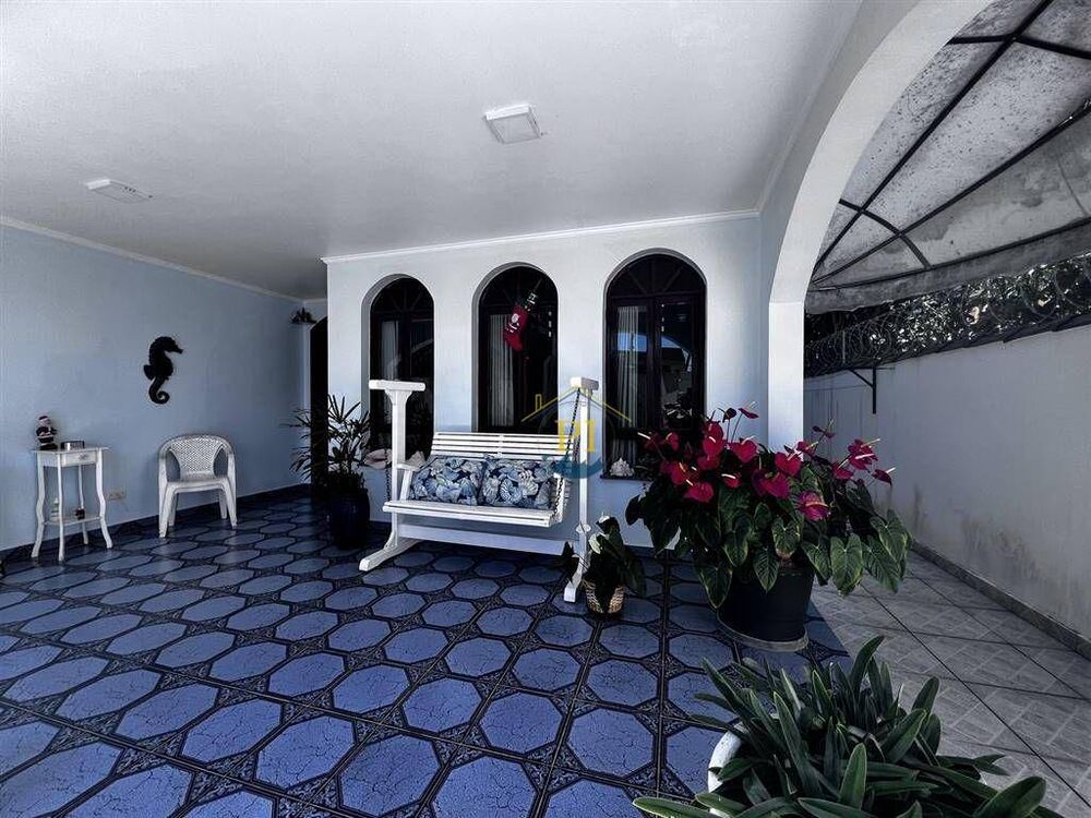 Casa, 4 quartos, 331 m² - Foto 2