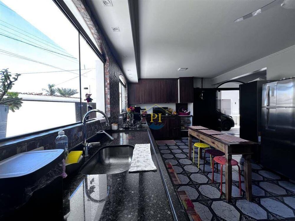 Casa, 4 quartos, 331 m² - Foto 5