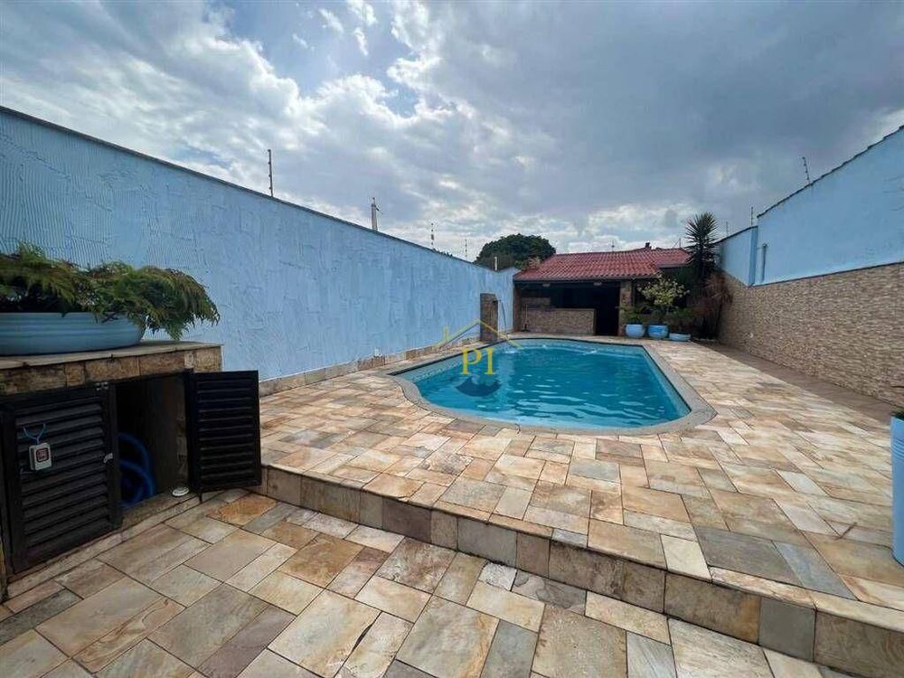 Casa, 3 quartos, 250 m² - Foto 1