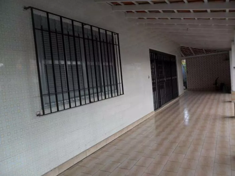 Casa, 3 quartos, 242 m² - Foto 6