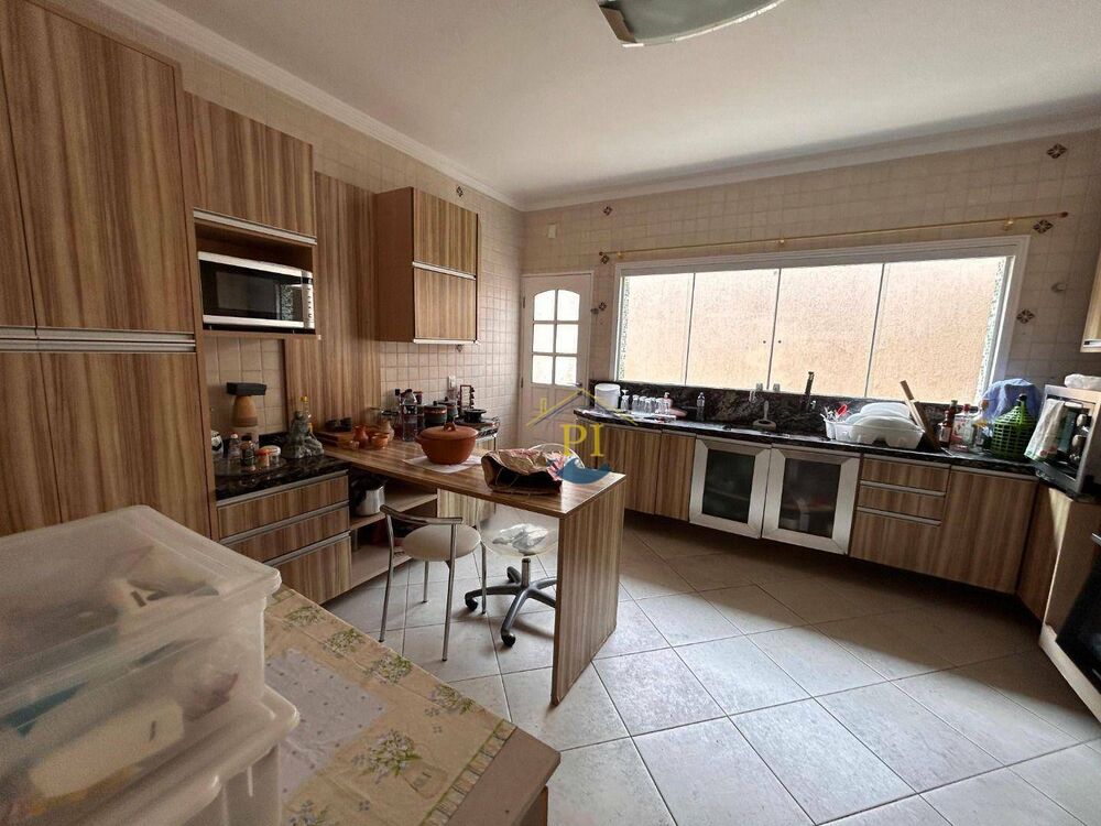 Casa, 3 quartos, 212 m² - Foto 18