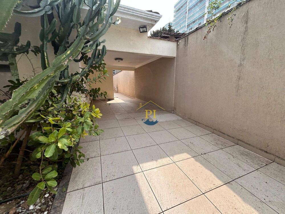Casa, 3 quartos, 212 m² - Foto 1