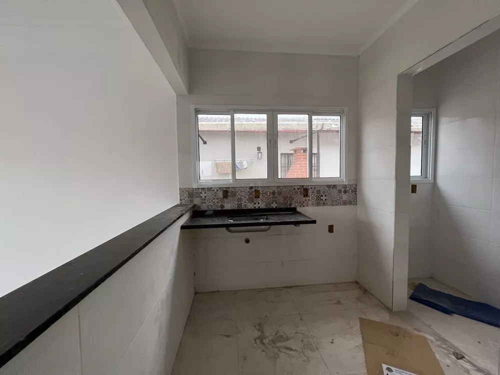 Casa de Condomínio à venda com 2 quartos, 68m² - Foto 3