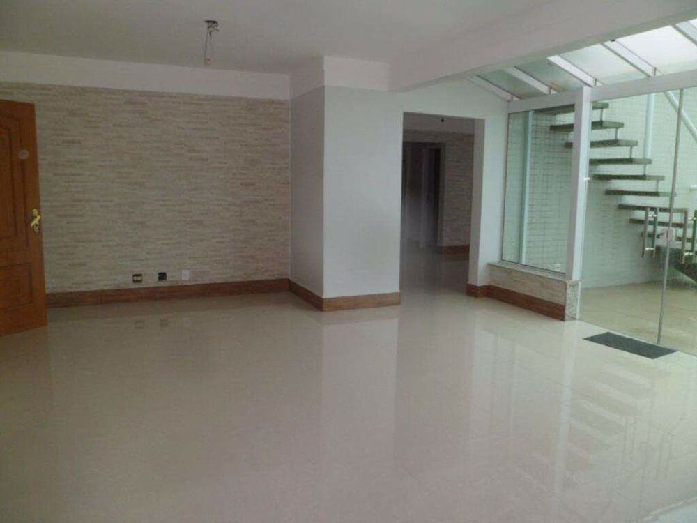 Cobertura, 3 quartos, 207 m² - Foto 2