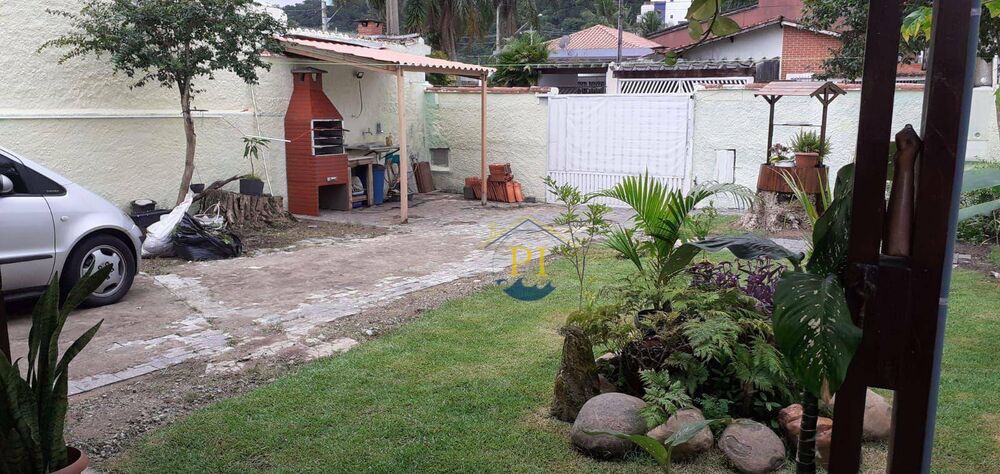 Casa, 5 quartos, 200 m² - Foto 1