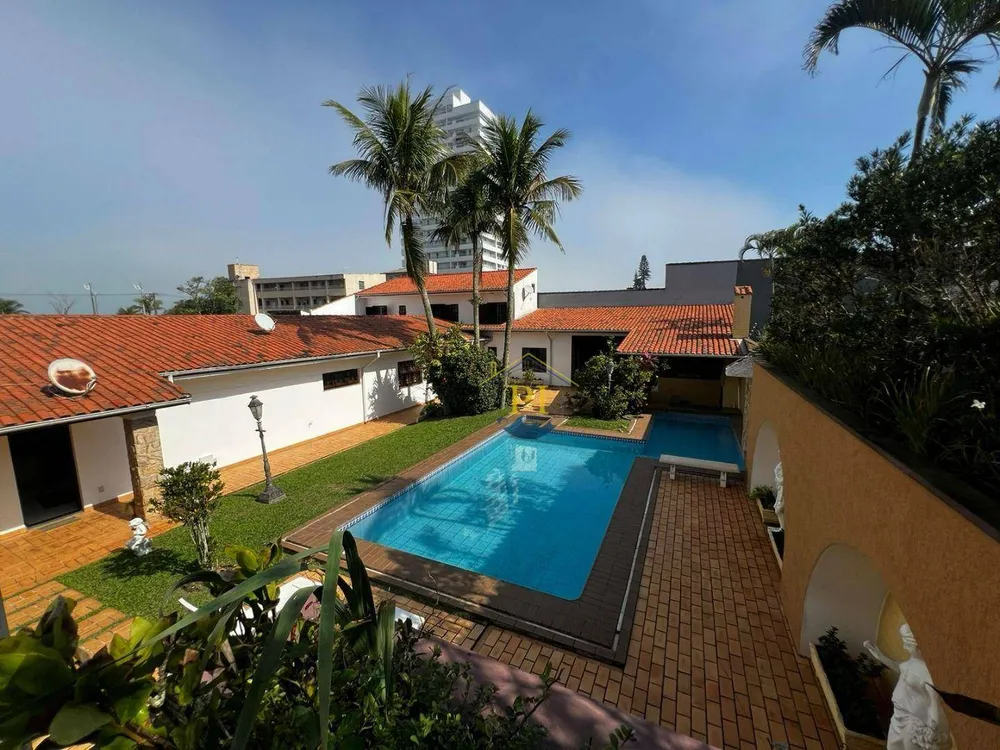 Casa, 5 quartos, 389 m² - Foto 2