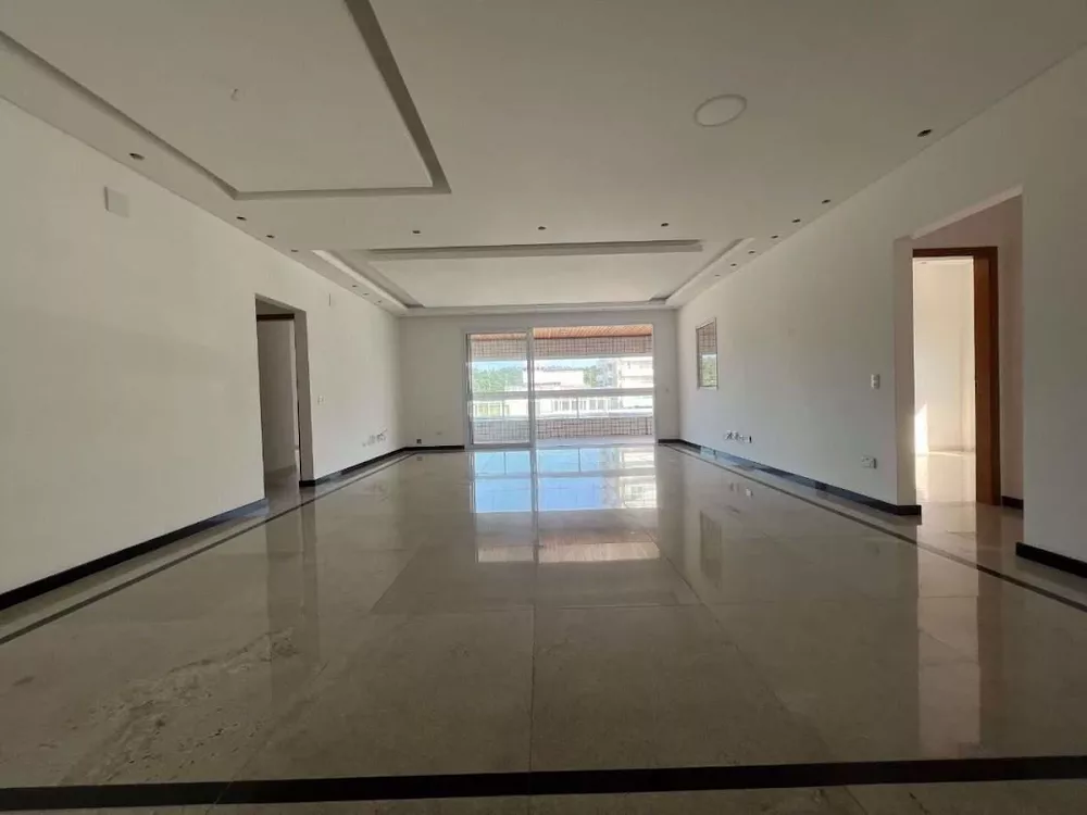 Apartamento à venda com 4 quartos, 205m² - Foto 3