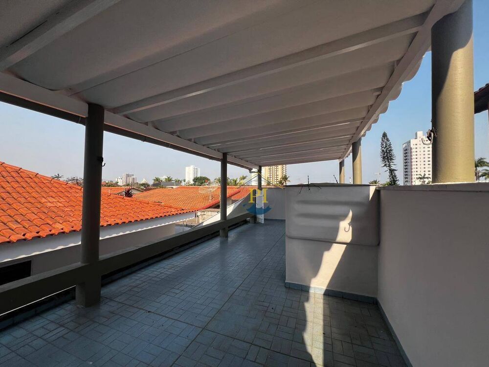 Casa, 3 quartos, 272 m² - Foto 35