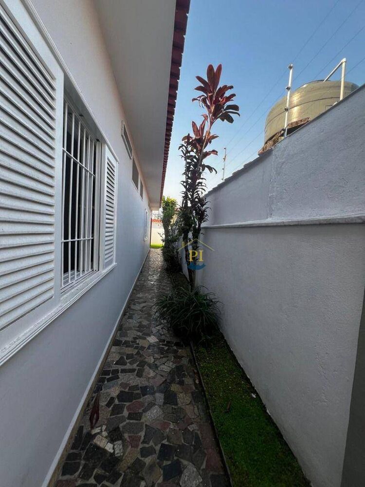 Casa, 3 quartos, 272 m² - Foto 30