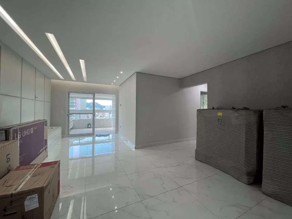 Apartamento à venda com 3 quartos, 141m² - Foto 2