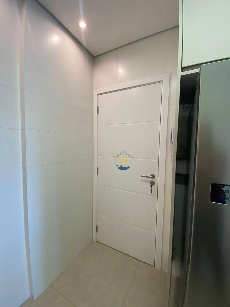 Apartamento, 3 quartos, 146 m² - Foto 2