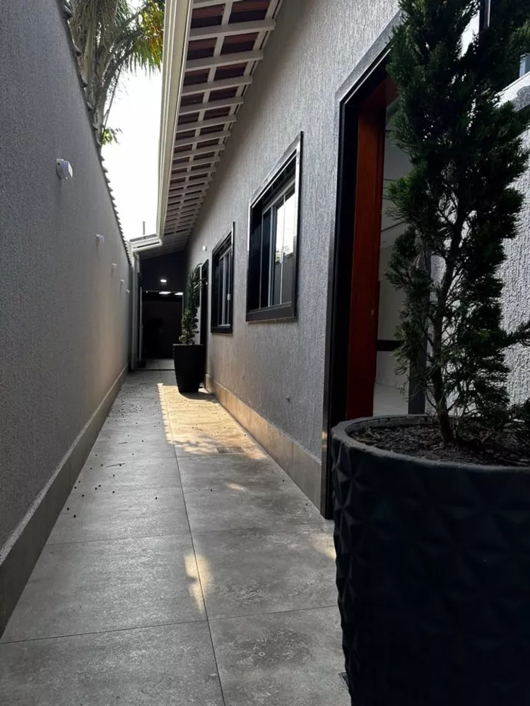 Casa, 3 quartos, 146 m² - Foto 1