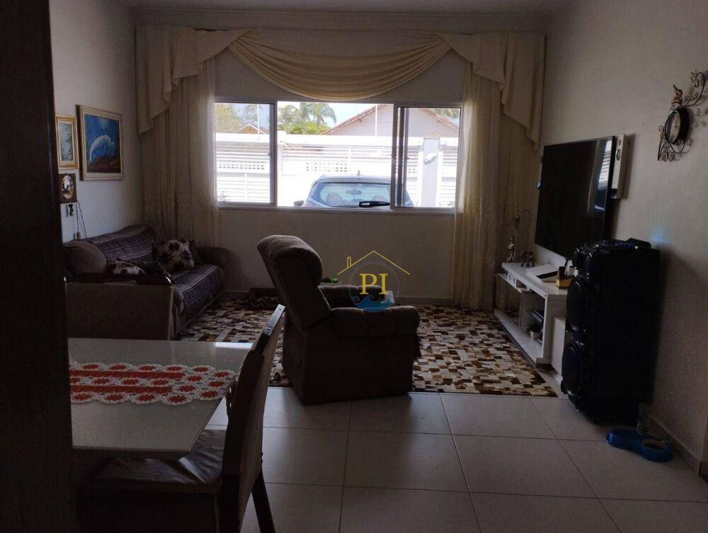 Casa, 3 quartos, 4 m² - Foto 2
