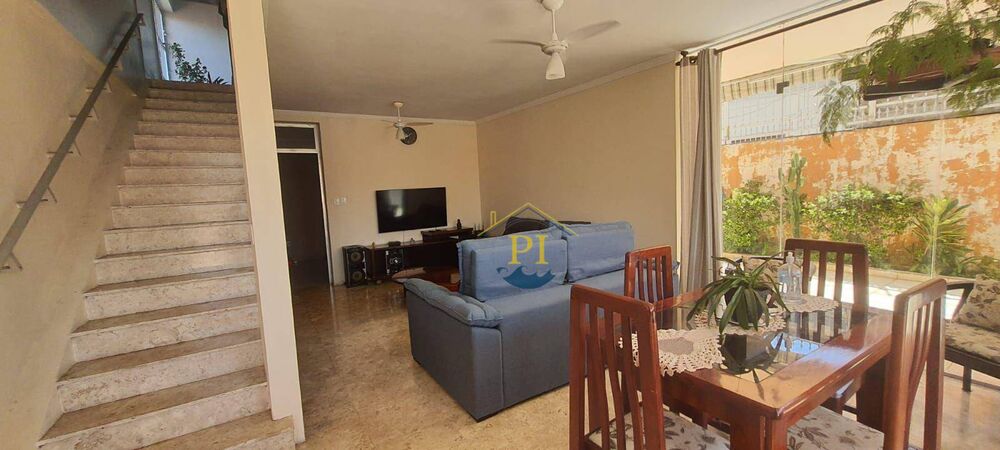 Sobrado à venda com 4 quartos, 200m² - Foto 1