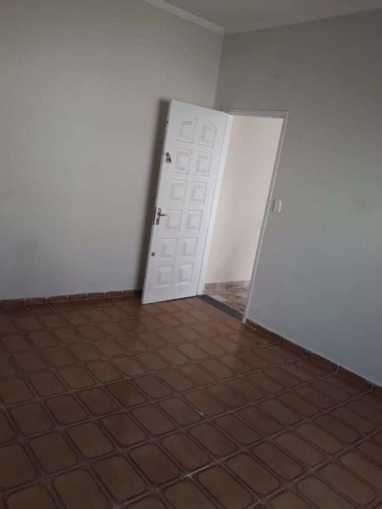 Casa para alugar com 2 quartos, 95m² - Foto 15