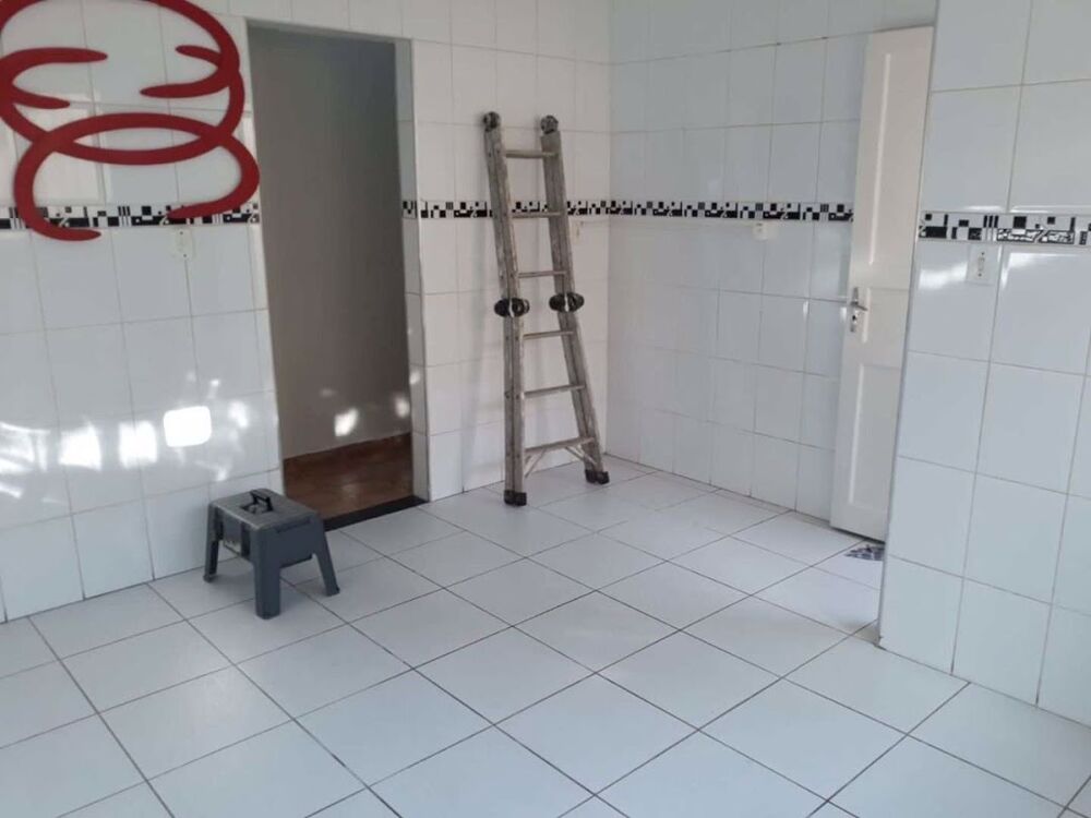 Casa para alugar com 2 quartos, 95m² - Foto 10
