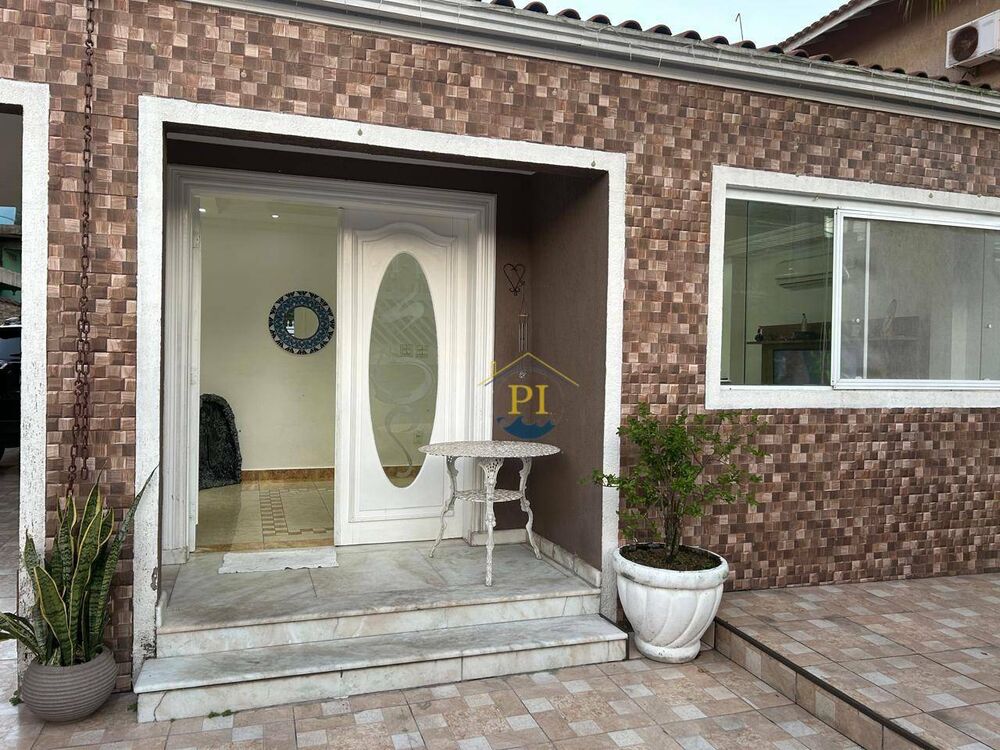 Casa, 4 quartos, 130 m² - Foto 1